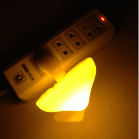 LED Night Lamp Mushroom Wall Socket Lamp White Light Control Sensor Bathroom Bedroom Furniture Decoration Wall Lamp (Color: Yellow)